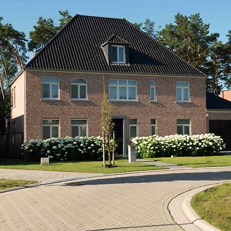 Studiobeerse Met Sauna Zwembad En Spa Apartment Bagian luar foto